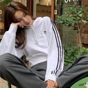Adidas Adicolor Classics hoodie color white
US S